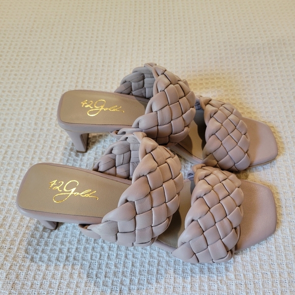 42 Gold Elegant Women's Braided Sandals - Cream - Picture 4 of 11